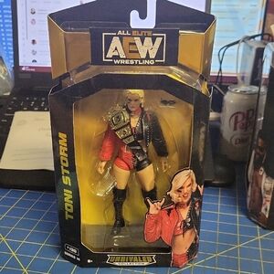 Toni Storm #130 AEW Unrivaled Toy Wrestling Action Figure New